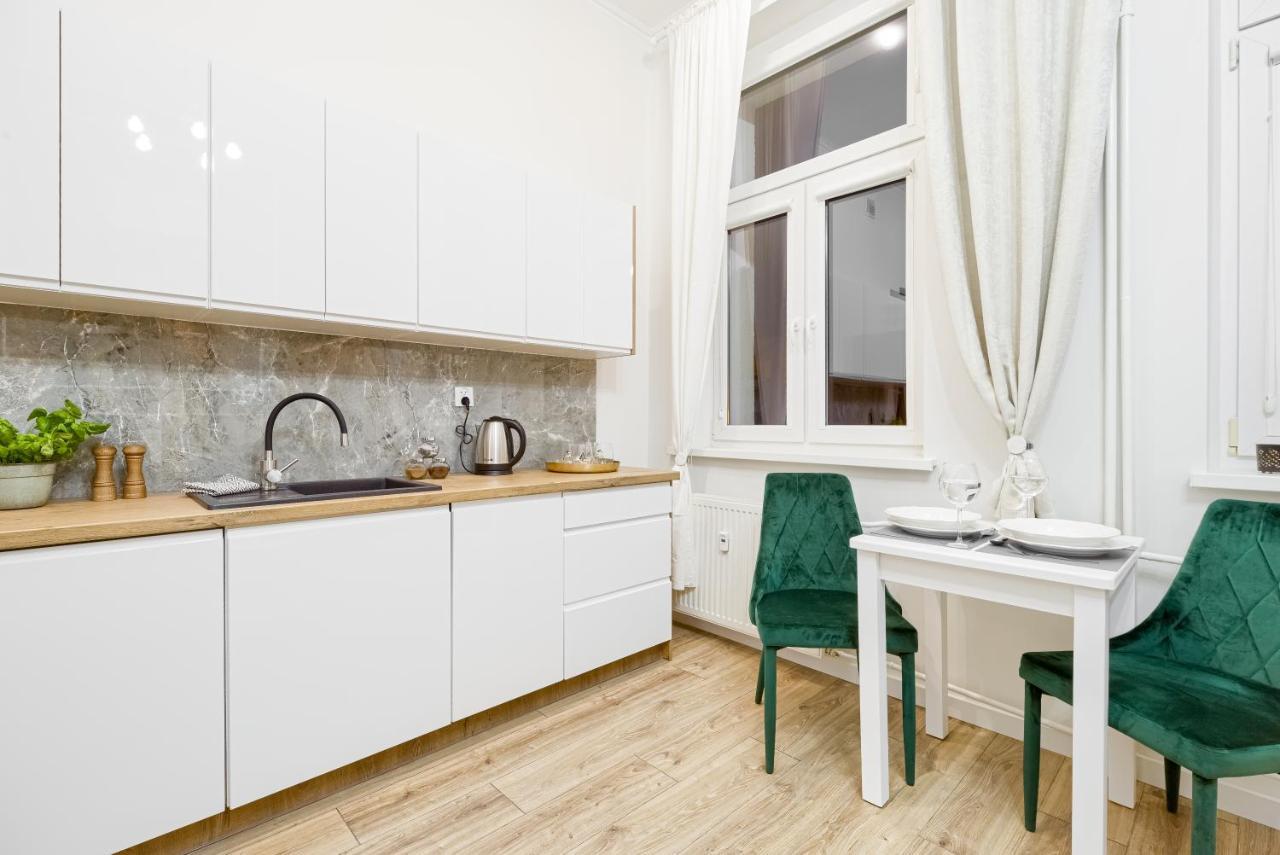 Niron Apartament Dom Z Papieru Sztokholm بيوا المظهر الخارجي الصورة